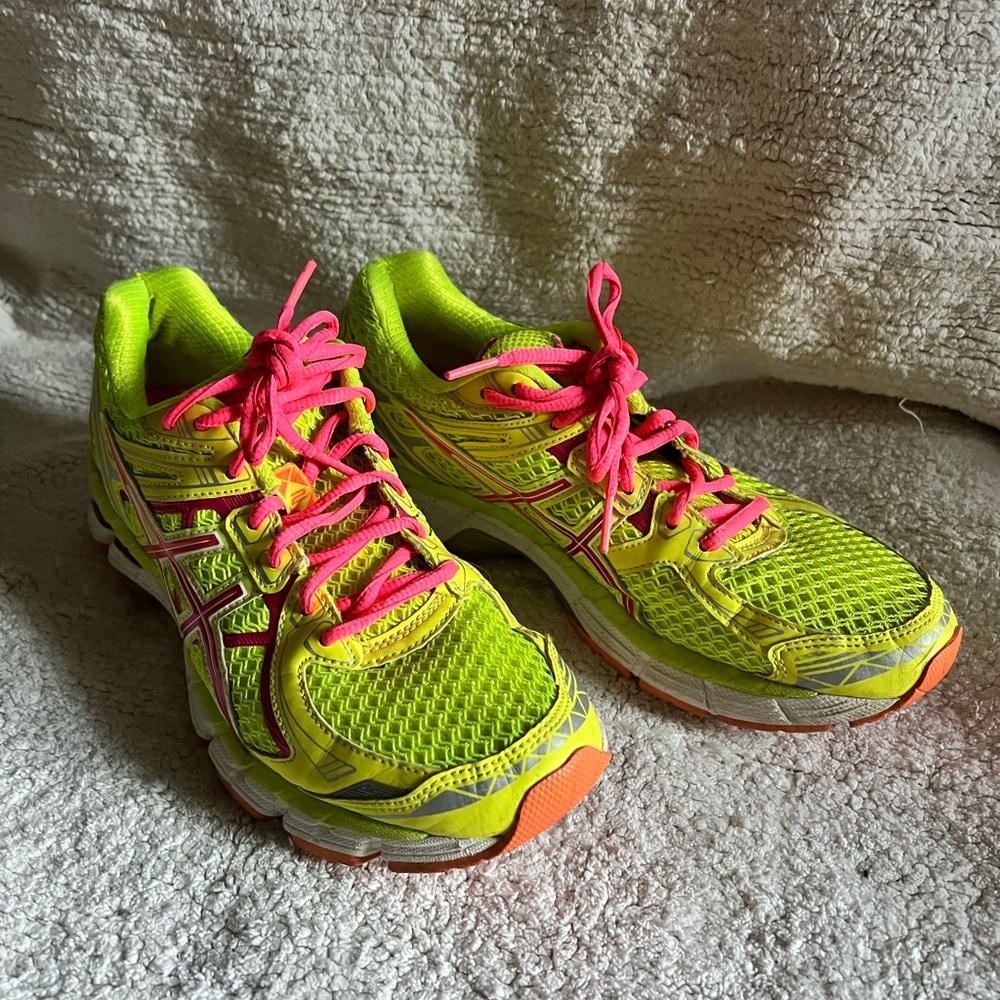 Asics Lightweight GT-2000 IGS Sneakers